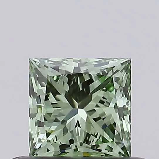0.45ct Princess Lab Grown Diamond (Colour Fancy Vivid Green, Clarity VVS2, IGI Certified)
