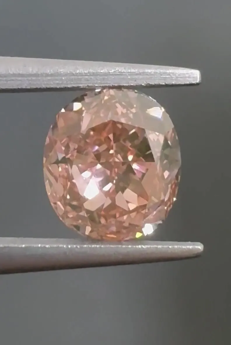 0.73ct Oval Natural Diamond (Colour Fancy Pink, Clarity VS1, GIA Certified)