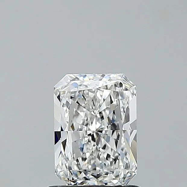 1.01ct Radiant Lab Grown Diamond (Colour E, Clarity VVS2, IGI Certified)