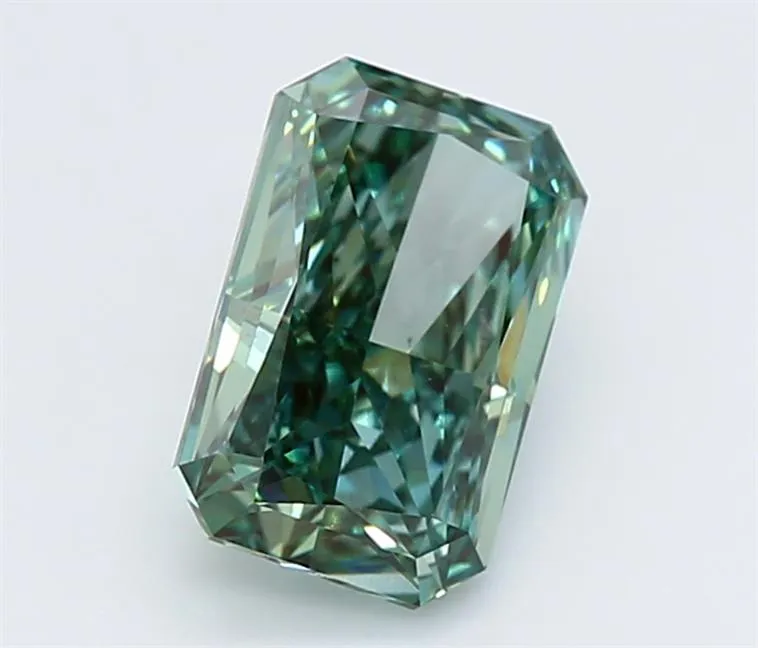 1.48ct Radiant Lab Grown Diamond (Colour Fancy Vivid Green, Clarity VVS2, IGI Certified)