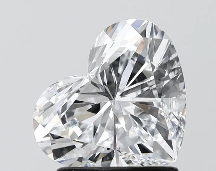 1.51ct Heart Lab Grown Diamond (Colour E, Clarity VVS2, IGI Certified)
