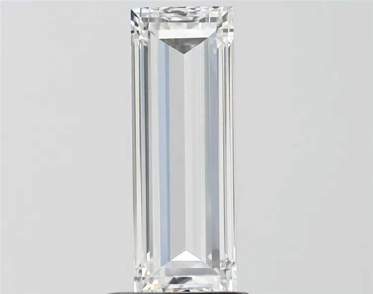 1.55ct Baguette Lab Grown Diamond (Colour F, Clarity VVS2, IGI Certified)