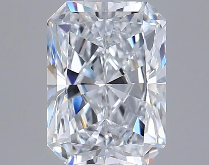 1.75ct Radiant Lab Grown Diamond (Colour E, Clarity VVS1, IGI Certified)