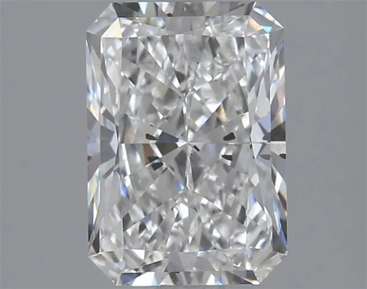 1.92ct Radiant Lab Grown Diamond (Colour E, Clarity SI2, IGI Certified)