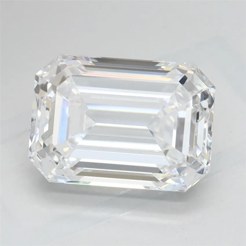 1.93ct Emerald Lab Grown Diamond (Colour D, Clarity VVS1, IGI Certified)