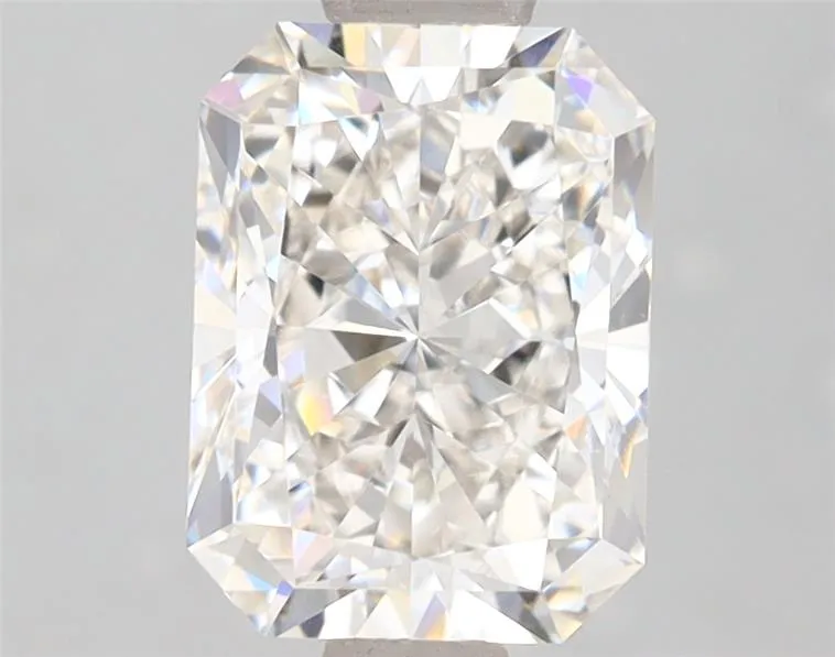 2.01ct Radiant Lab Grown Diamond (Colour G, Clarity VVS2, IGI Certified)