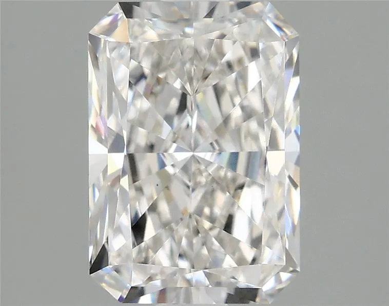 2.04ct Radiant Lab Grown Diamond (Colour F, Clarity VVS2, IGI Certified)