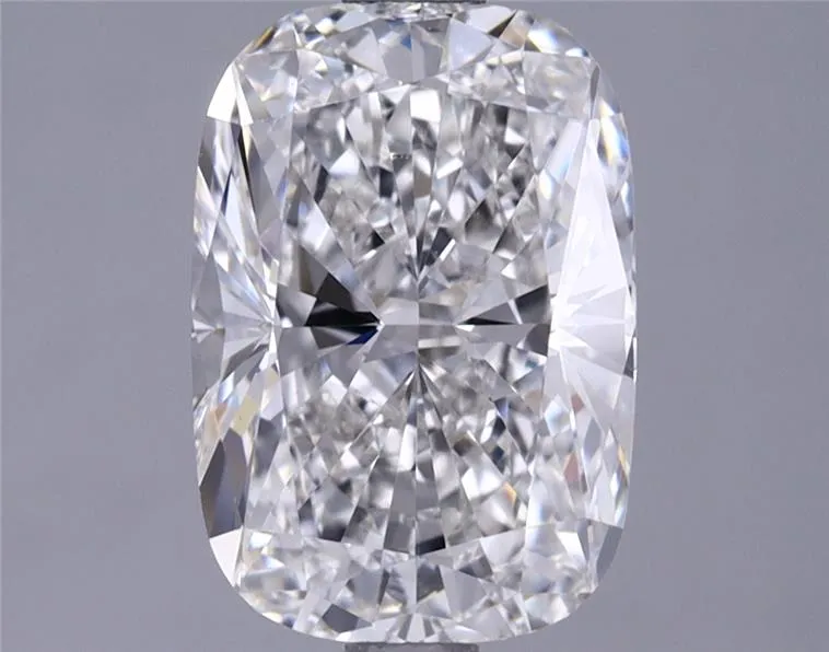 2.05ct Cushion brilliant Lab Grown Diamond (Colour G, Clarity VVS2, IGI Certified)