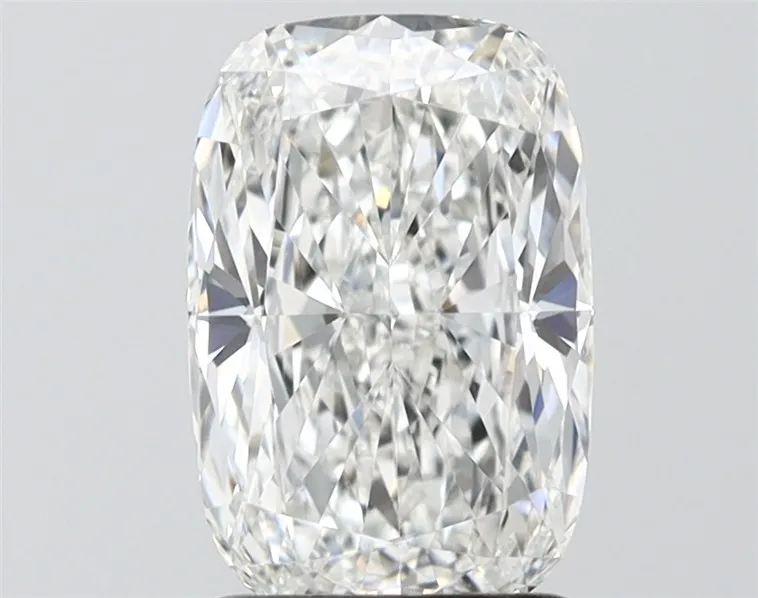 2.35ct Cushion modified Lab Grown Diamond (Colour E, Clarity VVS1, IGI Certified)