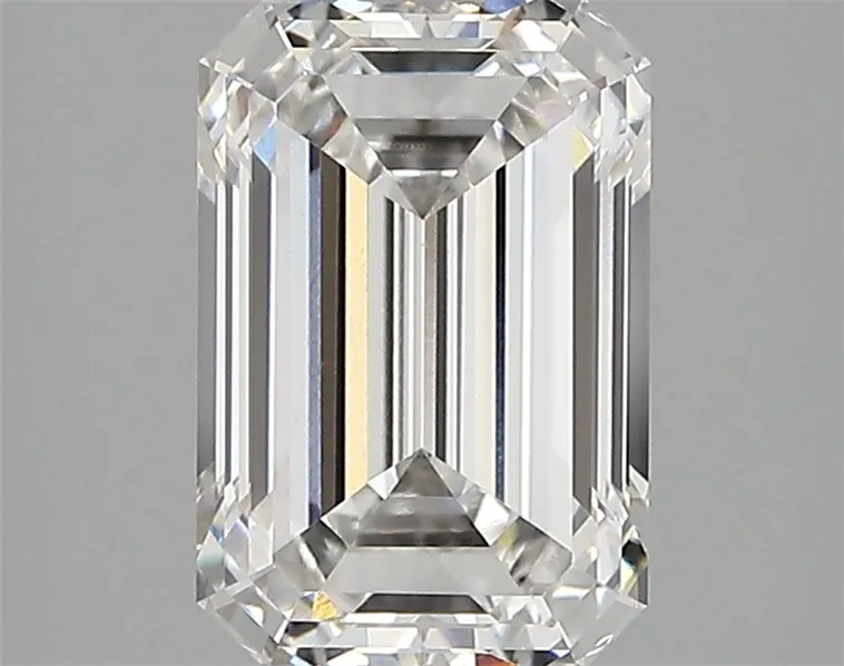 2.38ct Emerald Lab Grown Diamond (Colour F, Clarity VVS1, IGI Certified)