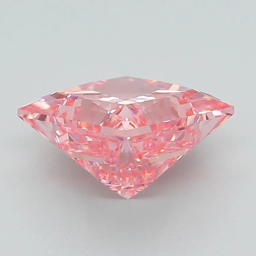 2.62ct Princess Lab Grown Diamond (Colour Fancy Vivid Pink, Clarity VVS2, IGI Certified)