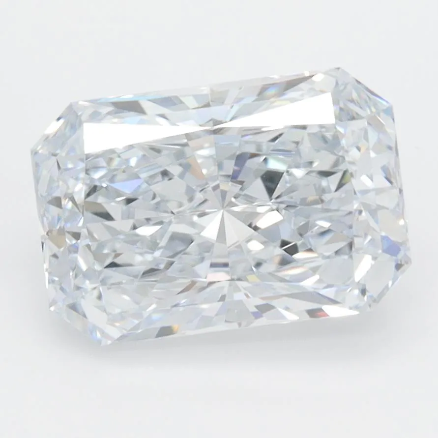 2.74ct Radiant Lab Grown Diamond (Colour G, Clarity VVS1, IGI Certified)