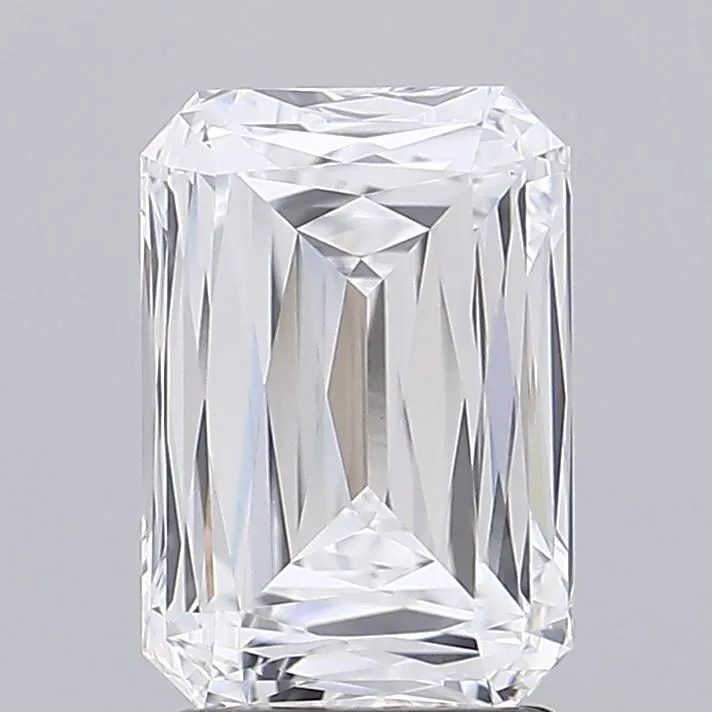 2.79ct Radiant Lab Grown Diamond (Colour D, Clarity VVS2, IGI Certified)