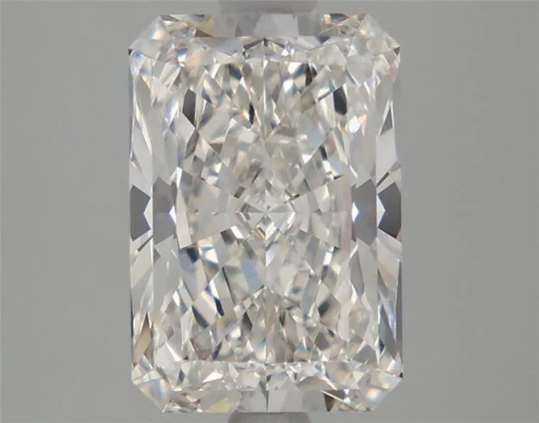 2.83ct Radiant Lab Grown Diamond (Colour G, Clarity VVS2, Cut EX, IGI Certified)