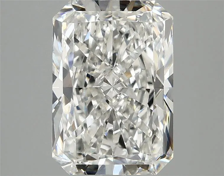 2.93ct Radiant Lab Grown Diamond (Colour F, Clarity VVS2, IGI Certified)