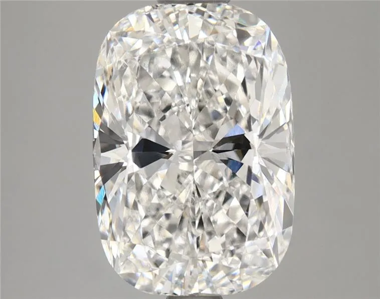 2.94ct Cushion modified Lab Grown Diamond (Colour E, Clarity VVS2, IGI Certified)