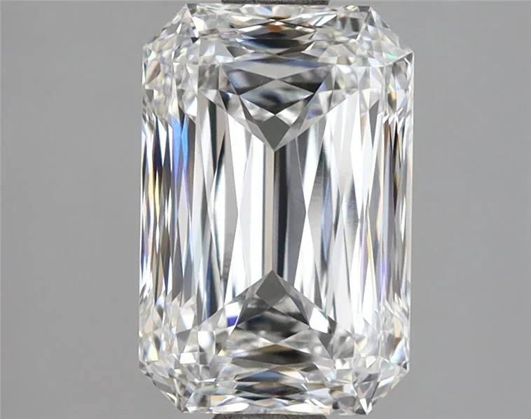 3.00ct Radiant Lab Grown Diamond (Colour E, Clarity VVS1, IGI Certified)