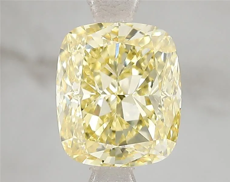 3.01ct Cushion modified Lab Grown Diamond (Colour Fancy Vivid Yellow, Clarity VS1, IGI Certified)