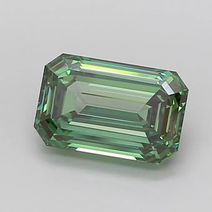 3.01ct Emerald Lab Grown Diamond (Colour Fancy Vivid Green, Clarity VVS1, IGI Certified)