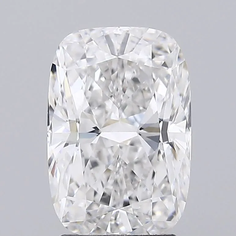 3.02ct Cushion modified Lab Grown Diamond (Colour E, Clarity VVS2, IGI Certified)