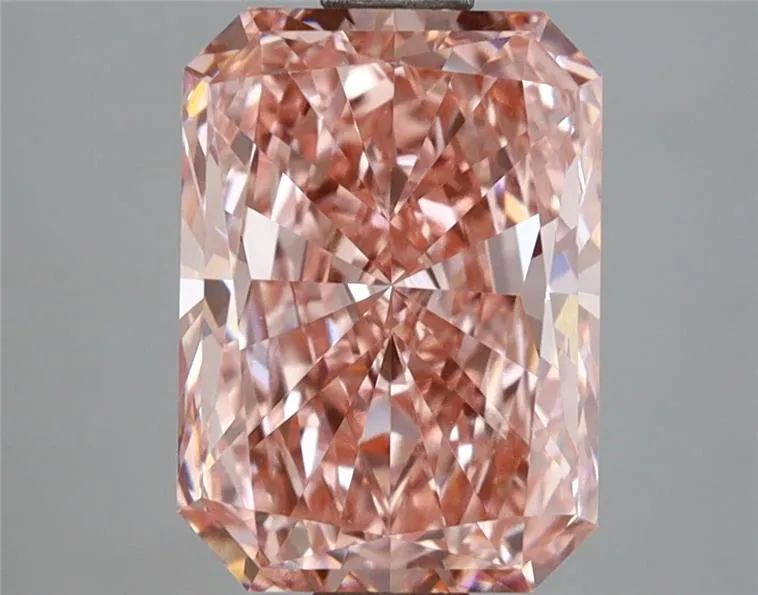 3.02ct Radiant Lab Grown Diamond (Colour Fancy Vivid Pink, Clarity VVS2, IGI Certified)