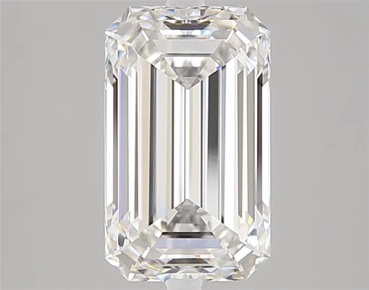 3.03ct Emerald Lab Grown Diamond (Colour E, Clarity VVS1, IGI Certified)