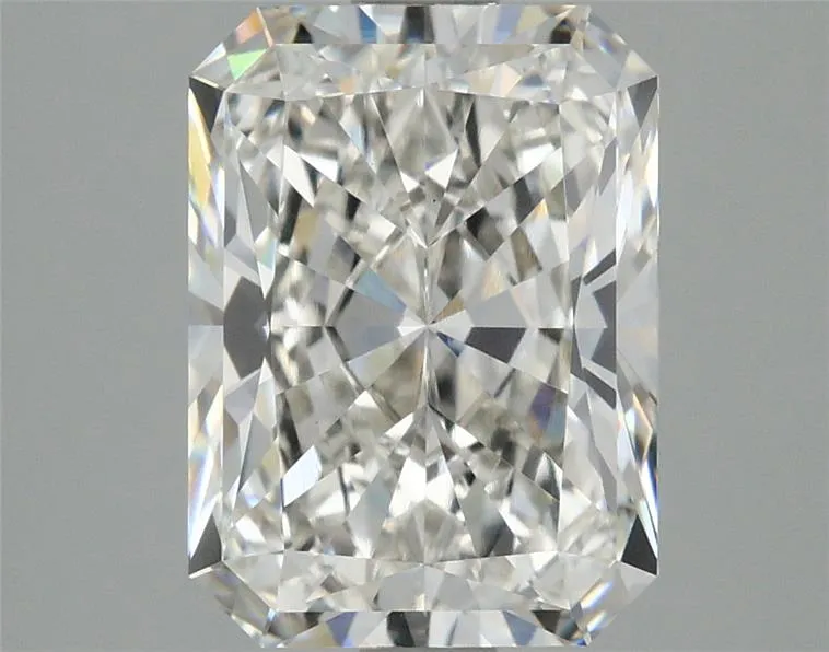 3.07ct Radiant Lab Grown Diamond (Colour H, Clarity VVS2, IGI Certified)