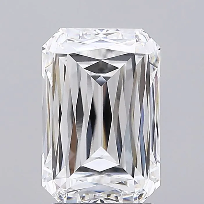 3.11ct Radiant Lab Grown Diamond (Colour E, Clarity VVS1, IGI Certified)