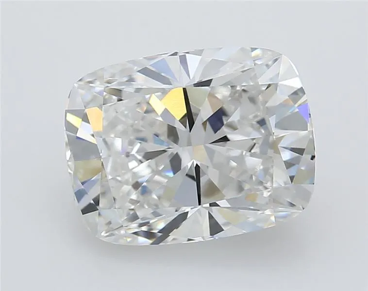 3.21ct Cushion modified Lab Grown Diamond (Colour F, Clarity VVS2, GIA Certified)