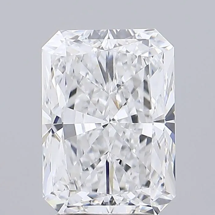 3.24ct Radiant Lab Grown Diamond (Colour D, Clarity VVS2, IGI Certified)
