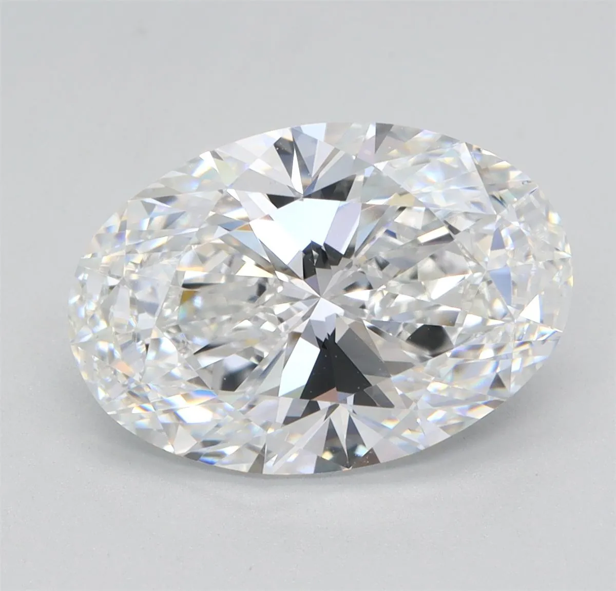 3.25ct Oval Lab Grown Diamond (Colour E, Clarity VS1, IGI Certified)