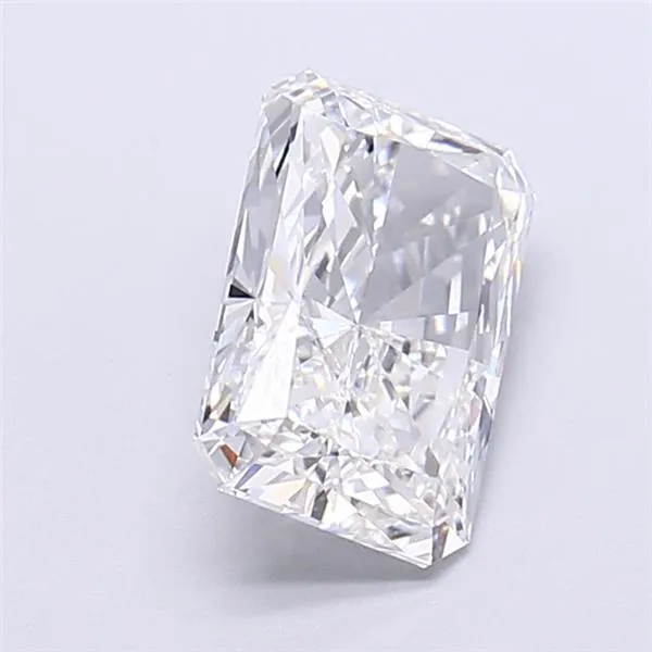 3.25ct Radiant Lab Grown Diamond (Colour D, Clarity VVS2, IGI Certified)
