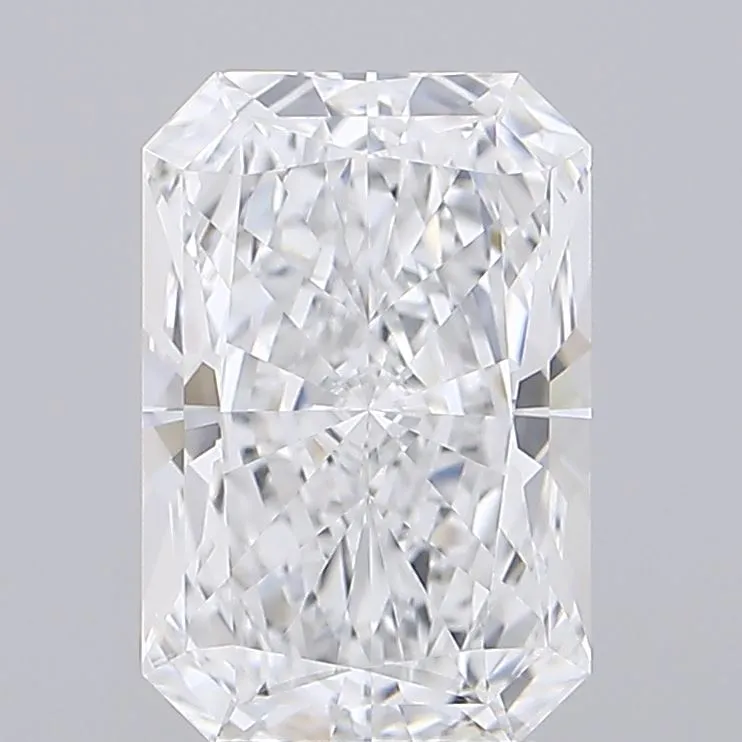 3.35ct Radiant Lab Grown Diamond (Colour D, Clarity VVS2, IGI Certified)