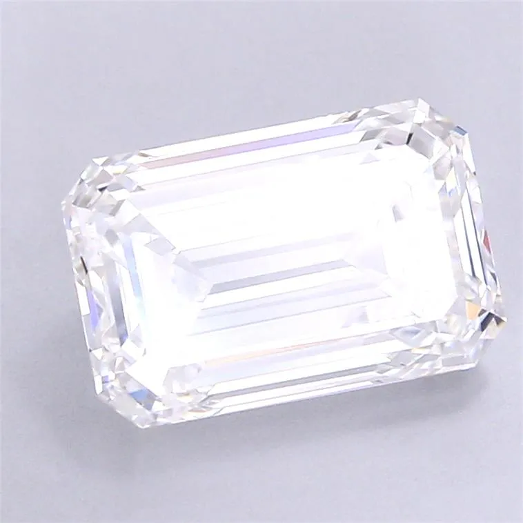 3.42ct Emerald Lab Grown Diamond (Colour D, Clarity VVS2, IGI Certified)