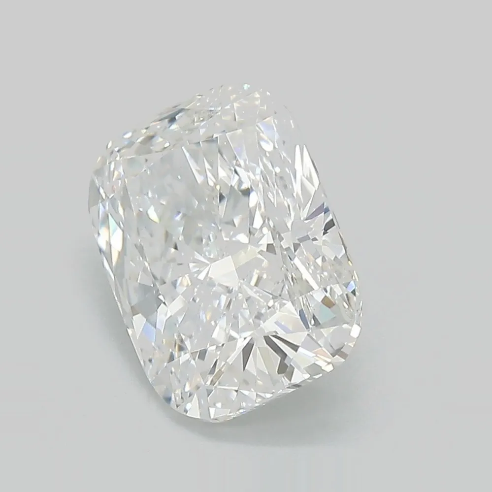 3.51ct Cushion modified Lab Grown Diamond (Colour E, Clarity VS1, IGI Certified)