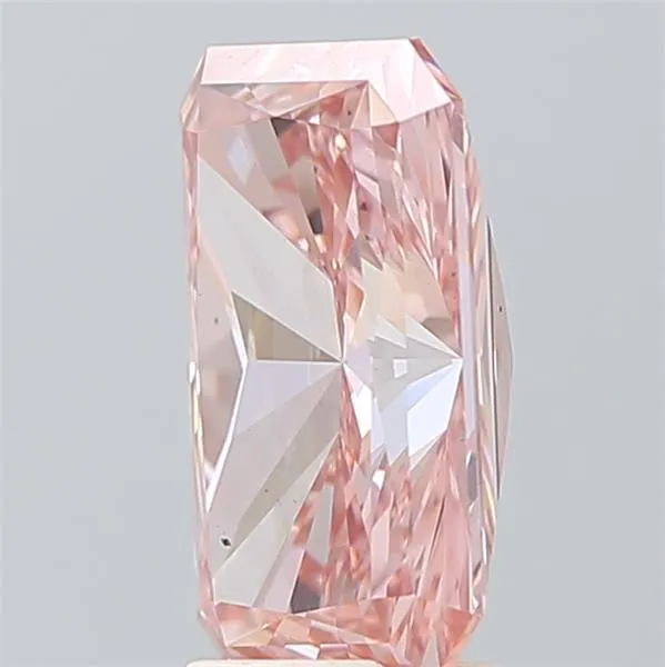 3.54ct Radiant Lab Grown Diamond (Colour Fancy Vivid Pink, Clarity VS2, IGI Certified)