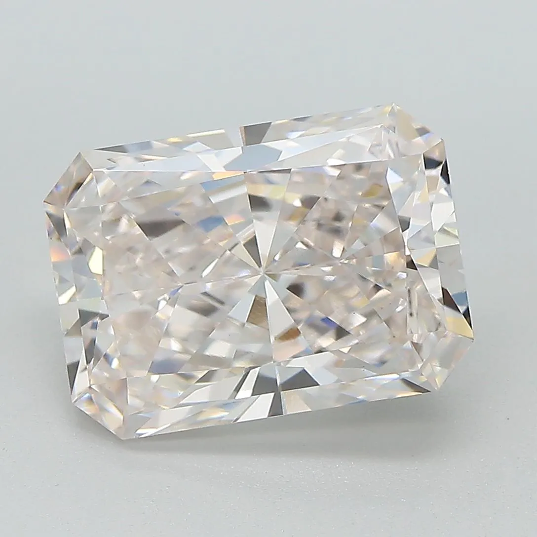 3.54ct Radiant Lab Grown Diamond (Colour H, Clarity VS1, IGI Certified)