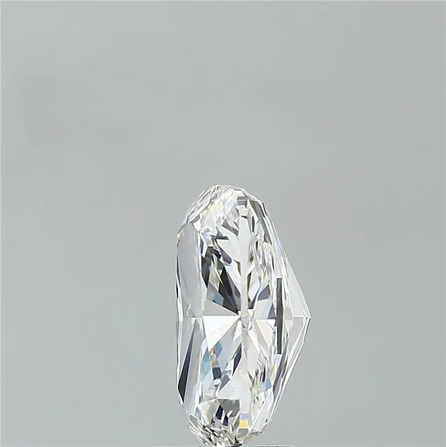 3.57ct Cushion modified Lab Grown Diamond (Colour F, Clarity VVS2, IGI Certified)
