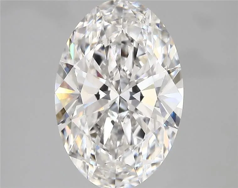3.84ct Oval Lab Grown Diamond (Colour D, Clarity VVS2, IGI Certified)