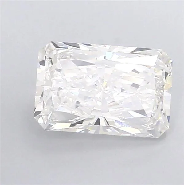 4.02ct Radiant Lab Grown Diamond (Colour F, Clarity VVS2, IGI Certified)