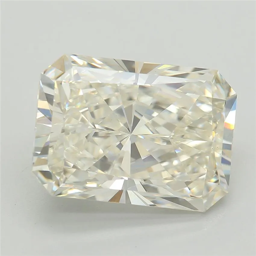 4.03ct Radiant Lab Grown Diamond (Colour I, Clarity VS1, IGI Certified)