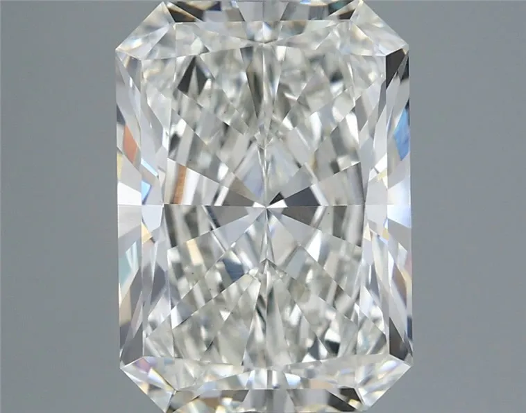 4.05ct Radiant Lab Grown Diamond (Colour H, Clarity VS2, IGI Certified)