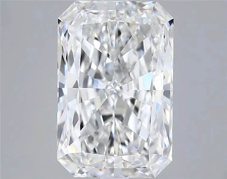 4.08ct Radiant Lab Grown Diamond (Colour F, Clarity VS1, IGI Certified)