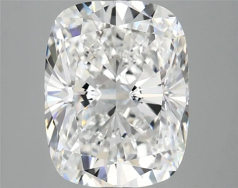 4.09ct Cushion modified Lab Grown Diamond (Colour E, Clarity VVS2, IGI Certified)