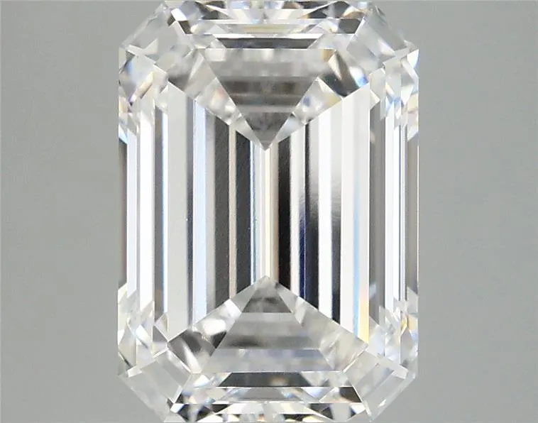 4.10ct Emerald Lab Grown Diamond (Colour E, Clarity VVS2, IGI Certified)