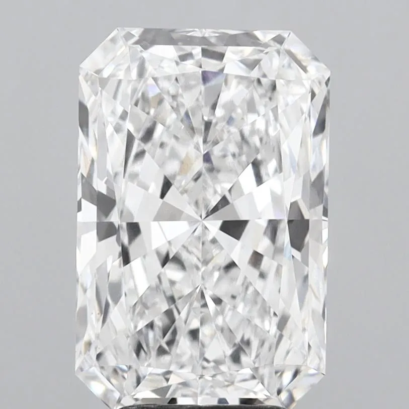 4.10ct Radiant Lab Grown Diamond (Colour D, Clarity VS1, IGI Certified)