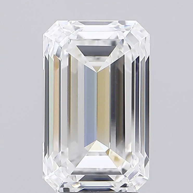 4.66ct Emerald Lab Grown Diamond (Colour E, Clarity VVS1, IGI Certified)