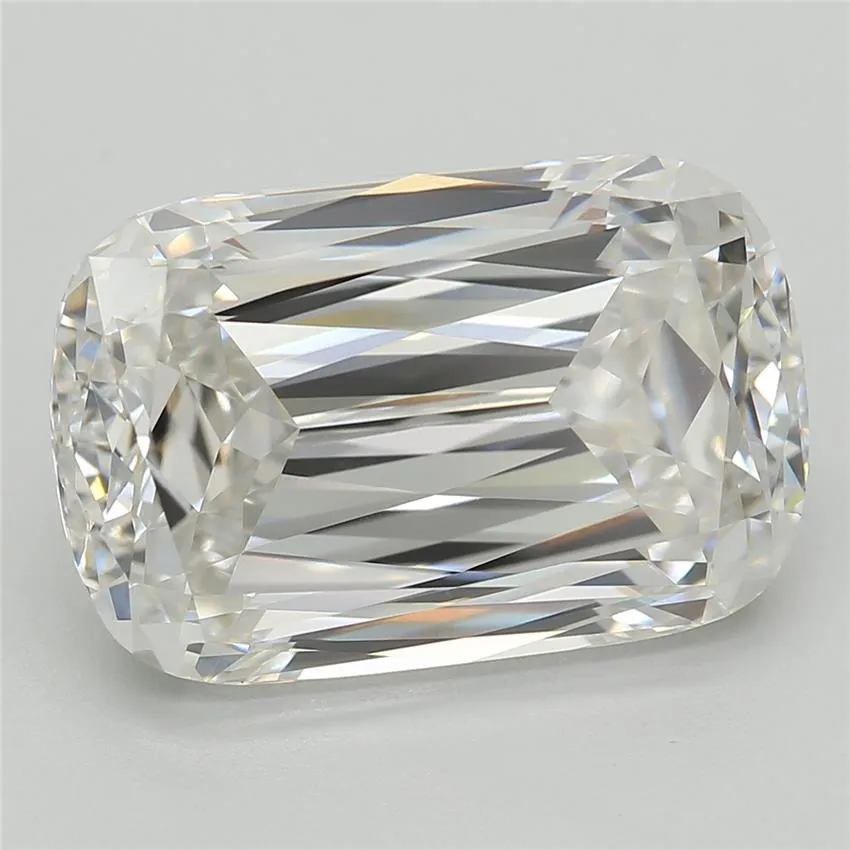 4.74ct Radiant Lab Grown Diamond (Colour G, Clarity VVS2, Cut GD, GIA Certified)