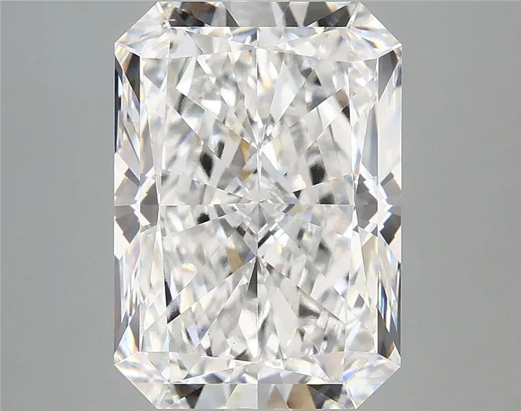 5.00ct Radiant Lab Grown Diamond (Colour D, Clarity VS1, IGI Certified)