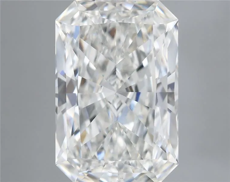 5.00ct Radiant Lab Grown Diamond (Colour F, Clarity VVS2, IGI Certified)